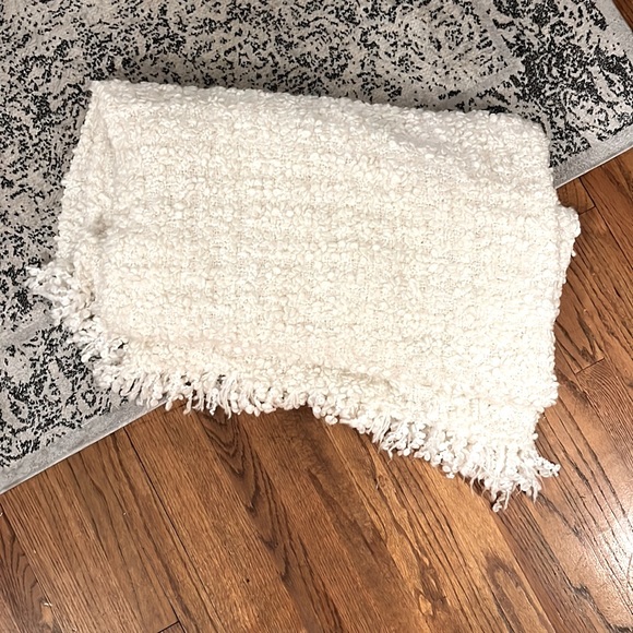 IKEA Bedding Ikea White Plush Throw Blanket Poshmark